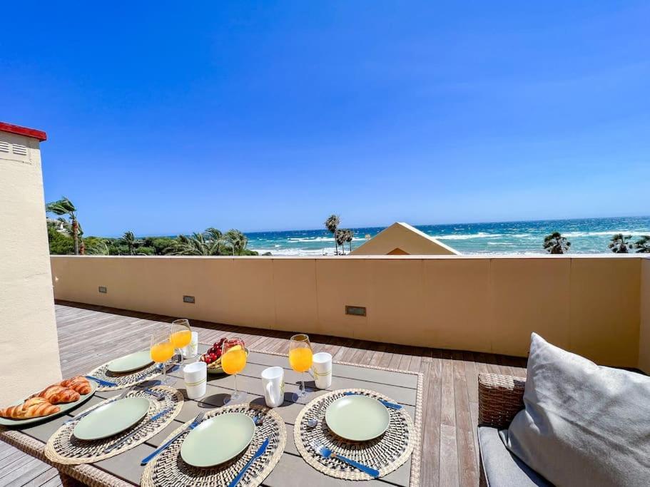 Oleholidays 1133 Romana Playa Primera Linea Playa 马尔韦利亚 外观 照片