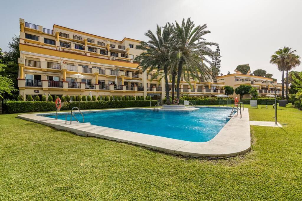 Oleholidays 1133 Romana Playa Primera Linea Playa 马尔韦利亚 外观 照片